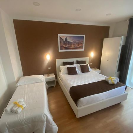 パレルモ Politeama Center Bed & Breakfast エクステリア 写真