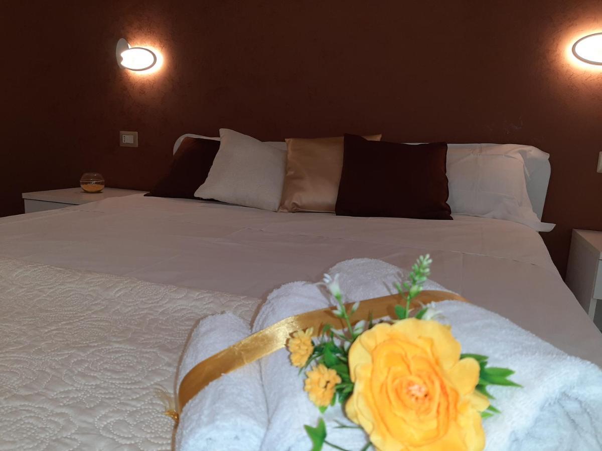 パレルモ Politeama Center Bed & Breakfast エクステリア 写真