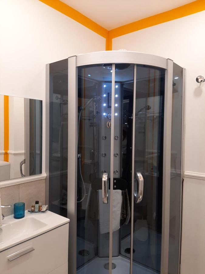 パレルモ Politeama Center Bed & Breakfast エクステリア 写真
